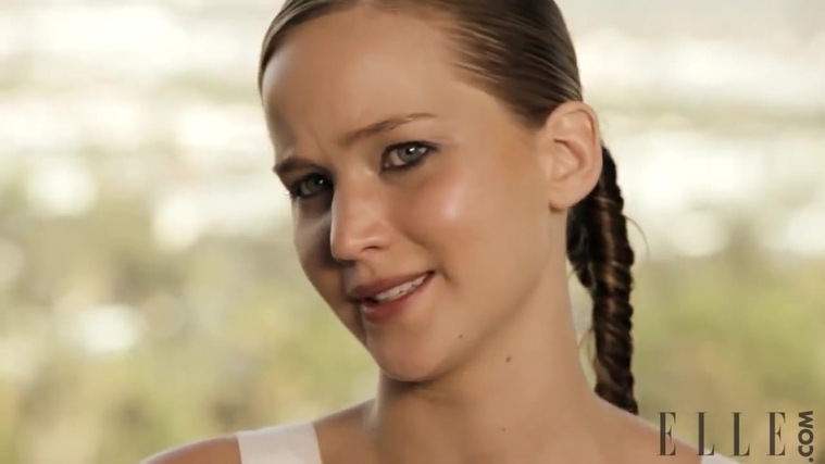Behind_the_Scenes_Elle_Photoshoot_28December_201229__2867229.jpg