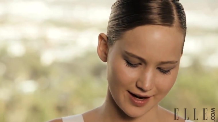 Behind_the_Scenes_Elle_Photoshoot_28December_201229__2867929.jpg
