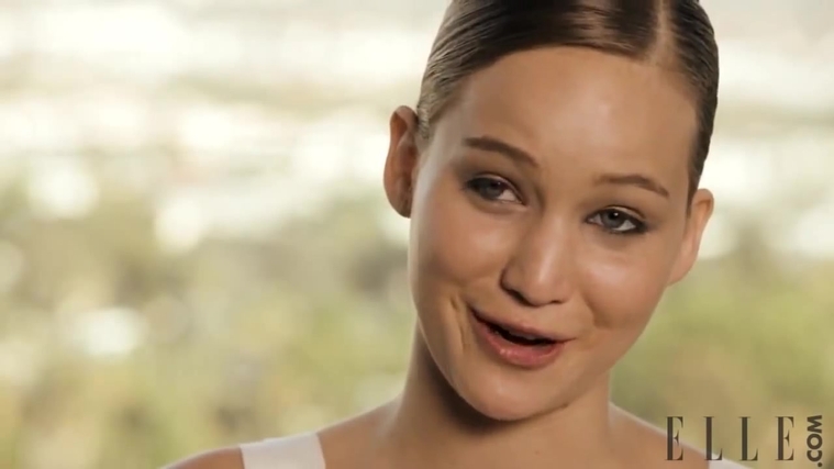Behind_the_Scenes_Elle_Photoshoot_28December_201229__2868429.jpg