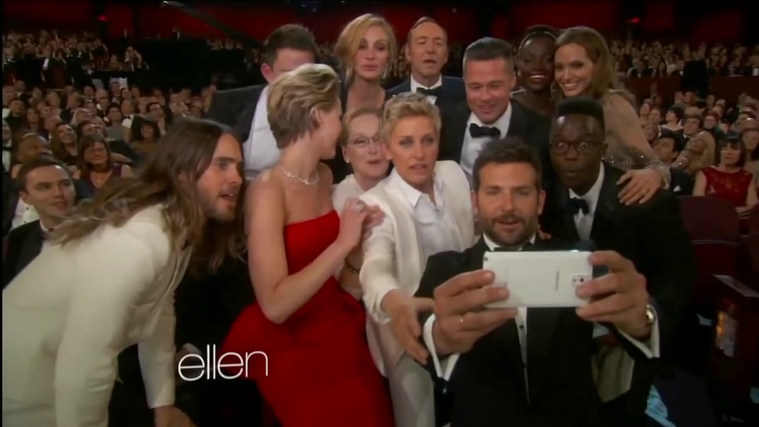 Behind_the_Scenes_at_the_Oscars_284129.jpg