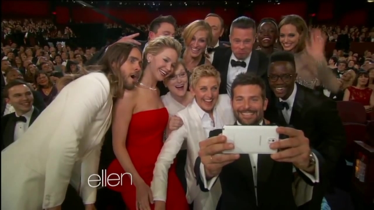 Behind_the_Scenes_at_the_Oscars_285229.jpg