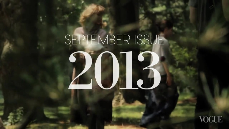Behind_the_Scenes_with_Jennifer_Lawrence_on_Her_Cover_Shoot_-_Vogue_Diaries_050.jpg