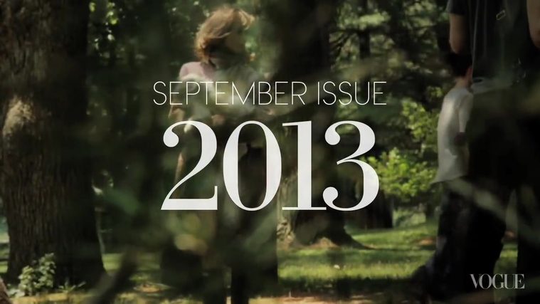 Behind_the_Scenes_with_Jennifer_Lawrence_on_Her_Cover_Shoot_-_Vogue_Diaries_055.jpg
