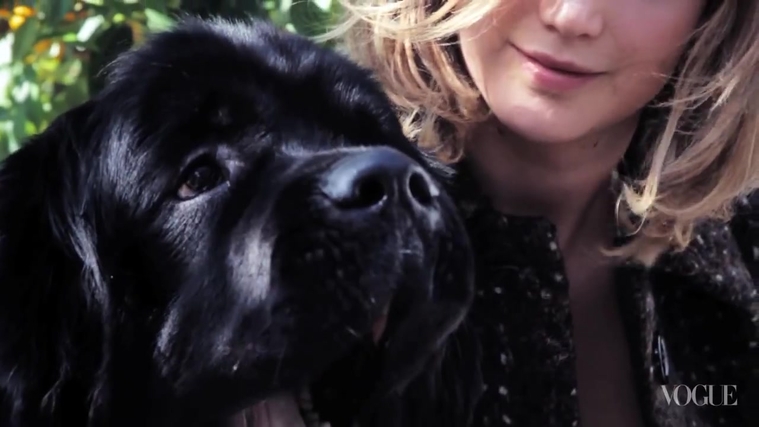 Behind_the_Scenes_with_Jennifer_Lawrence_on_Her_Cover_Shoot_-_Vogue_Diaries_181.jpg