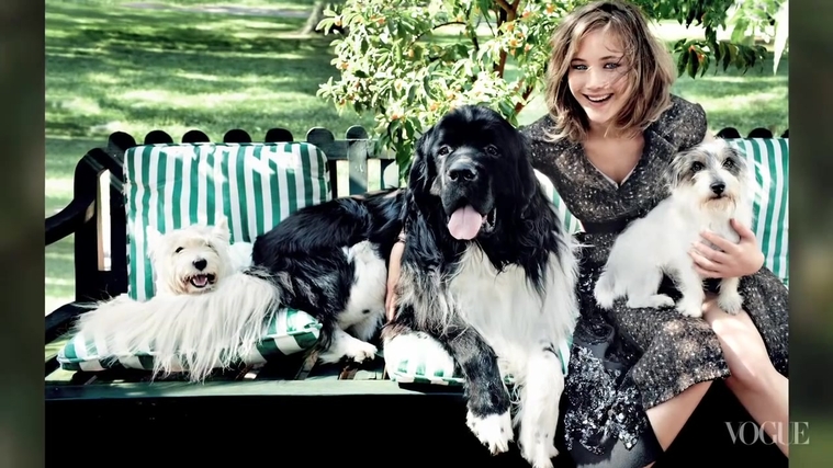 Behind_the_Scenes_with_Jennifer_Lawrence_on_Her_Cover_Shoot_-_Vogue_Diaries_199.jpg