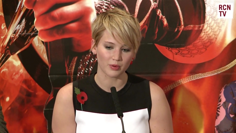 Catching_Fire_Press_Conference_2810029.jpg