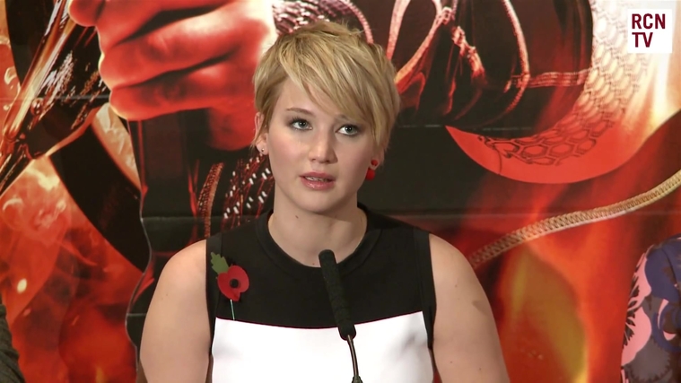 Catching_Fire_Press_Conference_2811729.jpg