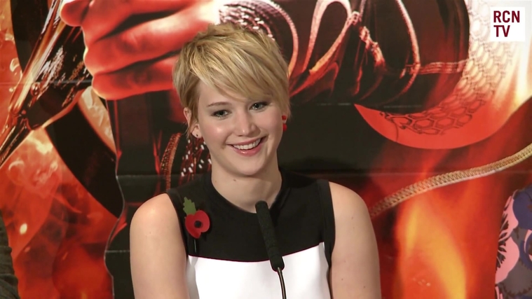Catching_Fire_Press_Conference_2818029.jpg