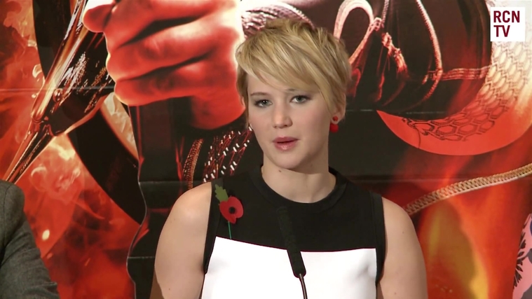 Catching_Fire_Press_Conference_2826029.jpg