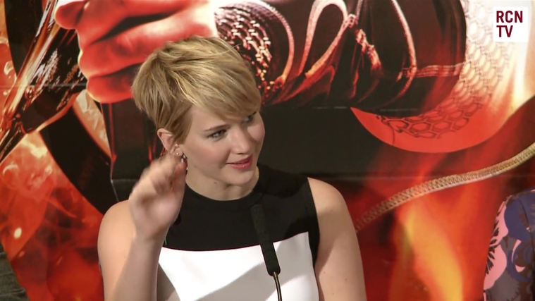 Catching_Fire_Press_Conference_2828029.jpg