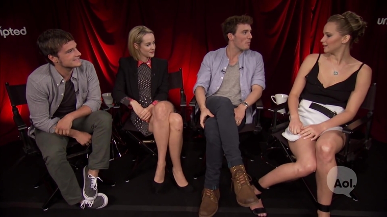 Catching_Fire_Unscripted_Interview_Moviefone__2815229.jpg