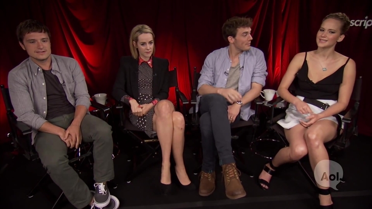 Catching_Fire_Unscripted_Interview_Moviefone__2820729.jpg