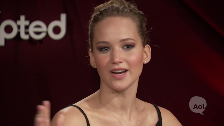 Catching_Fire_Unscripted_Interview_Moviefone__2827629.jpg
