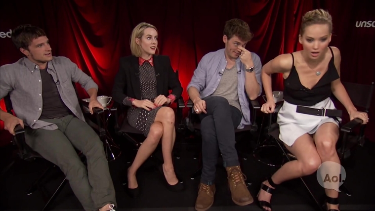 Catching_Fire_Unscripted_Interview_Moviefone__2828629~0.jpg