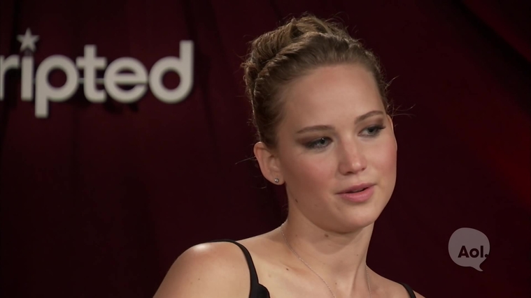 Catching_Fire_Unscripted_Interview_Moviefone__2829129~0.jpg