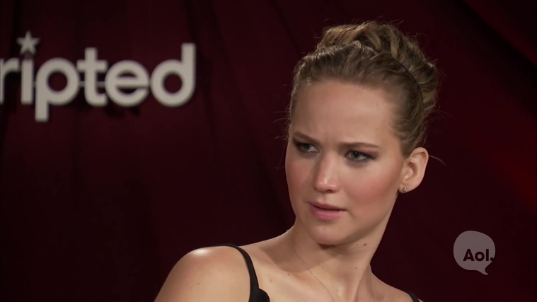 Catching_Fire_Unscripted_Interview_Moviefone__2829429~0.jpg