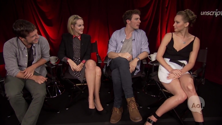 Catching_Fire_Unscripted_Interview_Moviefone__2832829.jpg