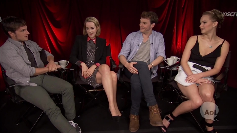 Catching_Fire_Unscripted_Interview_Moviefone__2833629~0.jpg