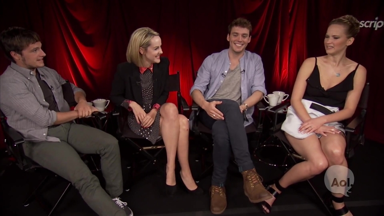 Catching_Fire_Unscripted_Interview_Moviefone__2833729~0.jpg