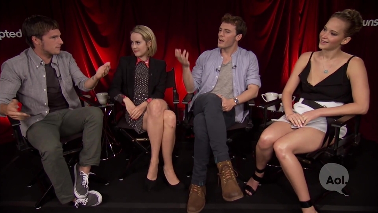 Catching_Fire_Unscripted_Interview_Moviefone__288229.jpg