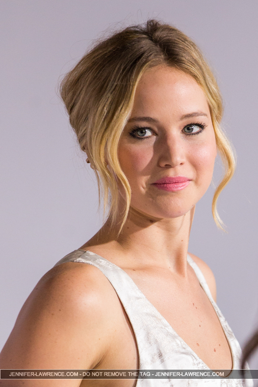 D_November_17_-__Mockingjay_Part_1__LA_Premiere_281329.jpg