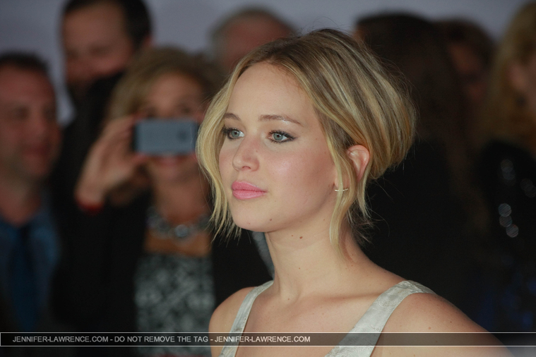 D_November_17_-__Mockingjay_Part_1__LA_Premiere_283329.jpg