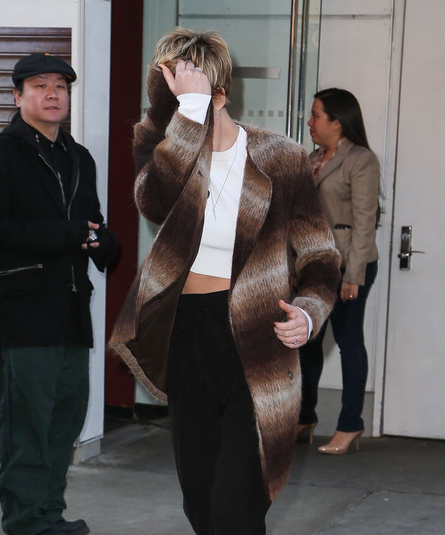 December_07_-_Arriving_and_Leaving_American_Hustle_Press_Conference_in_New_York_28929.jpg