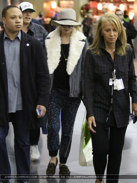 December_14_-_Arriving_at_JFK_Airport_in_New_York_284329.JPG