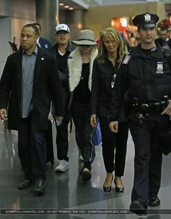 December_14_-_Arriving_at_JFK_Airport_in_New_York_285729.jpg