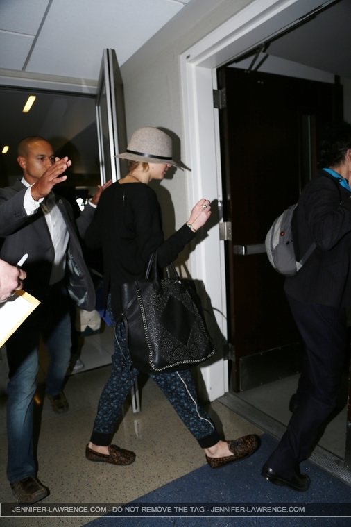 December_14_-_Departing_LAX_Airport_in_Los_Angeles_2810829.jpg