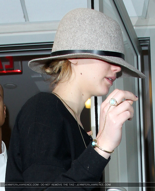 December_14_-_Departing_LAX_Airport_in_Los_Angeles_28729.jpg