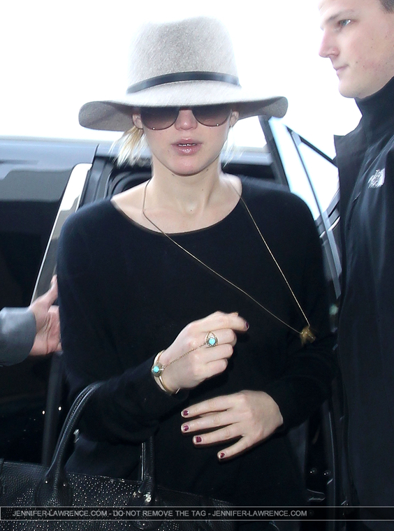 December_14_-_Departing_LAX_Airport_in_Los_Angeles_28829.jpg