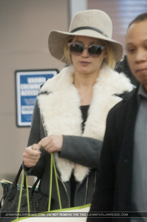 December_14_-_Departing_LAX_Airport_in_Los_Angeles_289629.jpg