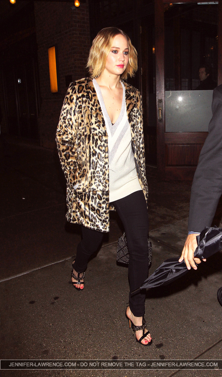 December_16_-_Heading_to_see__The_Elephant_Man__on_Broadway_in_New_York_281629.jpg
