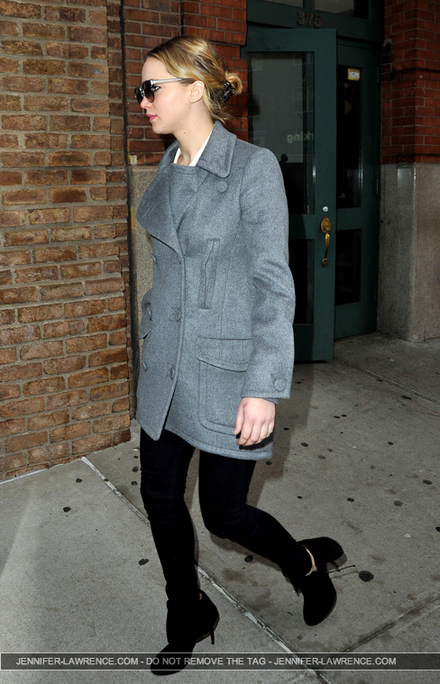 December_16_-_Leaving_Tribeca_Film_Center_in_New_York_283229.jpg