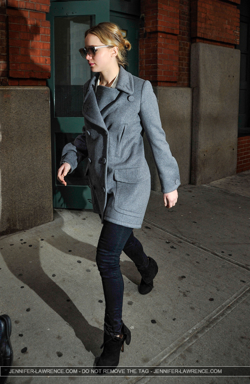 December_16_-_Leaving_Tribeca_Film_Center_in_New_York_283529.jpg