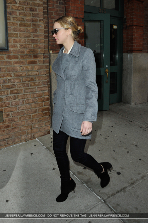 December_16_-_Leaving_Tribeca_Film_Center_in_New_York_284929.jpg