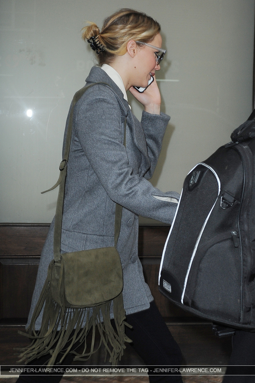 December_16_-_Leaving_her_hotel_in_New_York_281029.jpg