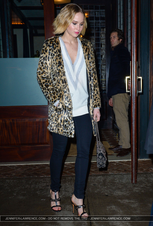 December_16_-_Out_in_New_York_28829.jpg
