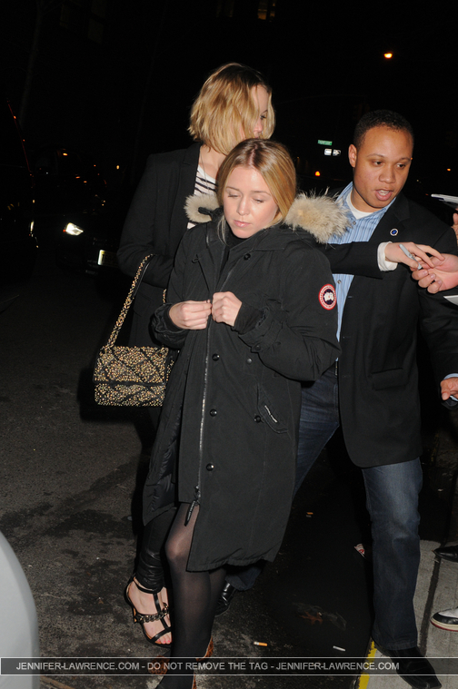 December_17_-_Arriving_with_her_friend_to_dinner_at_Mulino_in_the_West_Village2C_New_York_282829.jpg