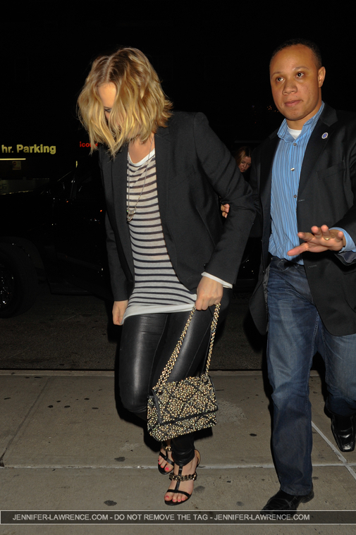 December_17_-_Returning_to_the_Greenwich_hotel_in_New_York_281829.jpg