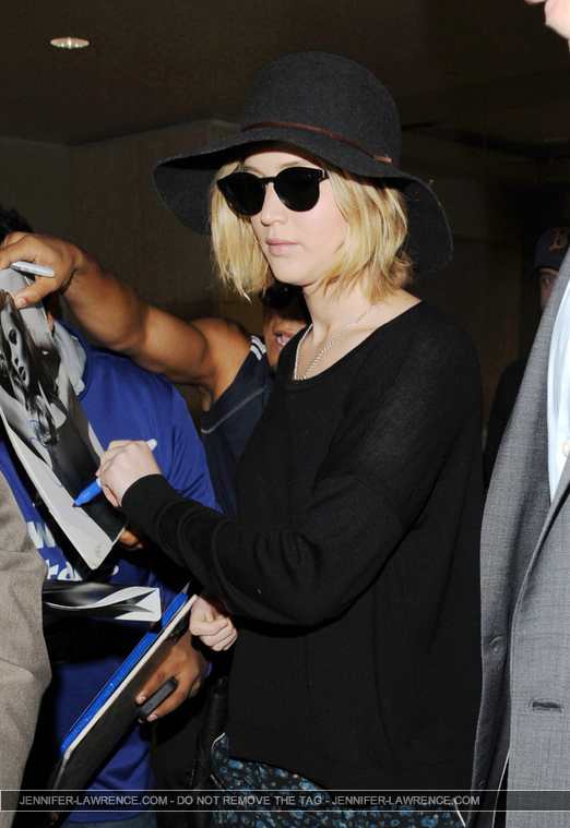 December_18_-_Leaving_LAX_Airport_2810129~0.jpg