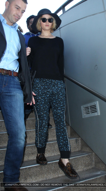 December_18_-_Leaving_LAX_Airport_281329~0.jpg
