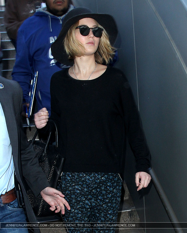 December_18_-_Leaving_LAX_Airport_2813829~0.jpg