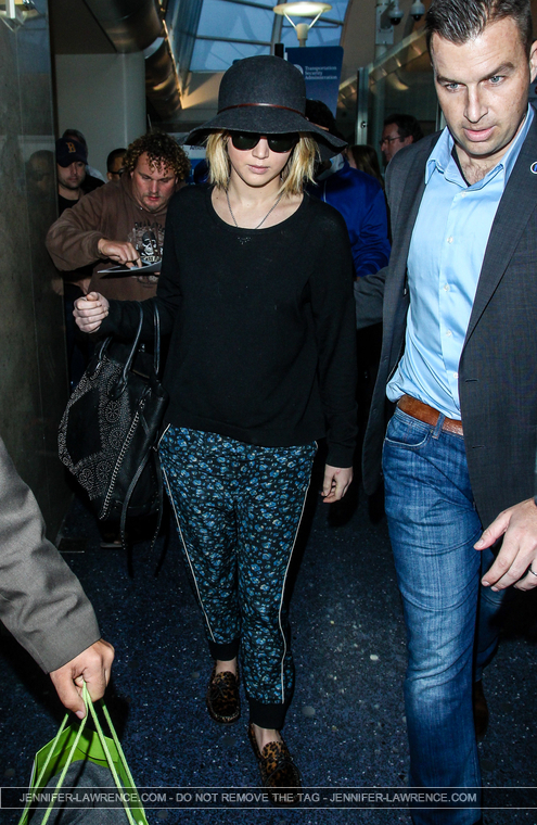 December_18_-_Leaving_LAX_Airport_2814929~0.jpg
