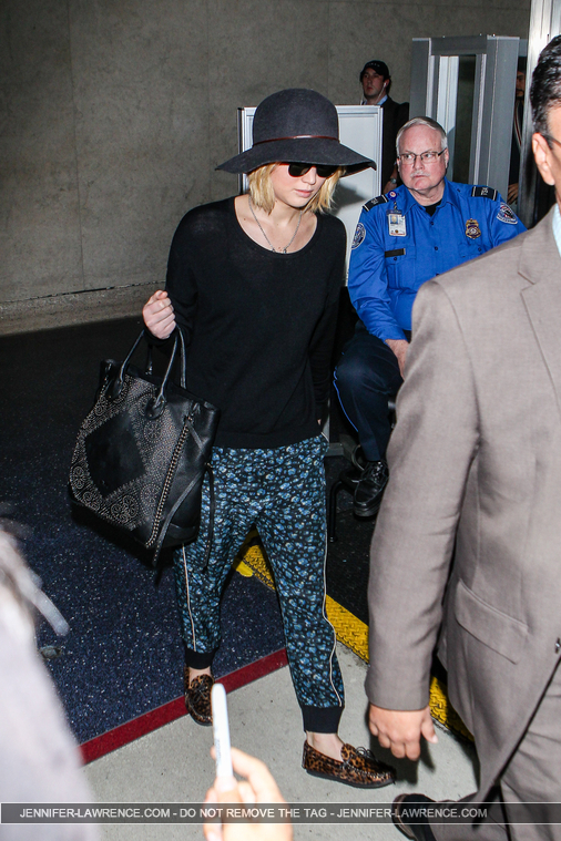December_18_-_Leaving_LAX_Airport_2815629~0.jpg