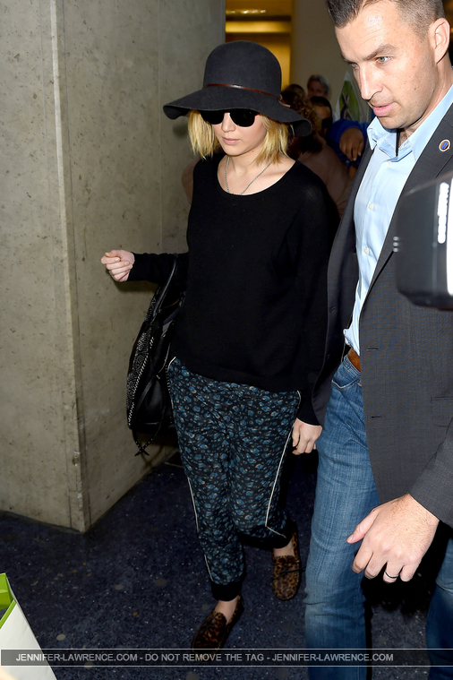 December_18_-_Leaving_LAX_Airport_2817329~0.jpg