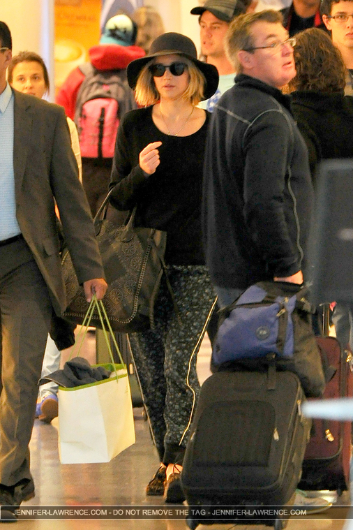 December_18_-_Leaving_LAX_Airport_2817629~0.jpg