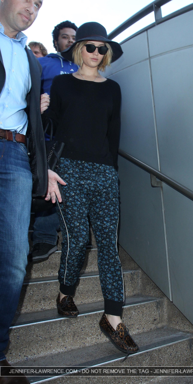 December_18_-_Leaving_LAX_Airport_2818129~0.jpg