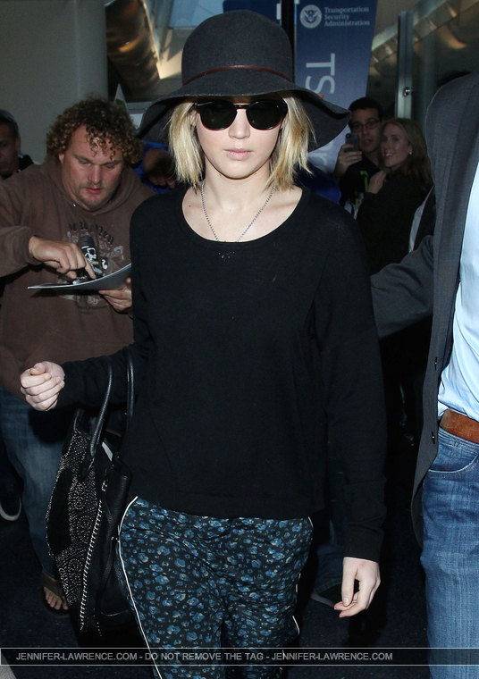 December_18_-_Leaving_LAX_Airport_2818829~0.jpg